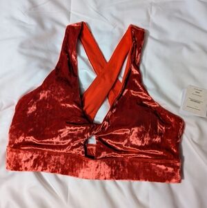 NWT Size XL Velvet Fabletics Minimal Support Sport Bra